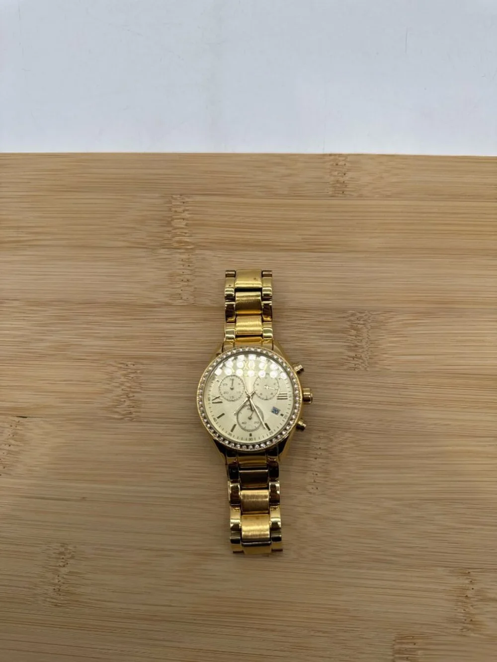 Timex Classic Women's Crystal Wristwatch Gold-Tone TW2V57800